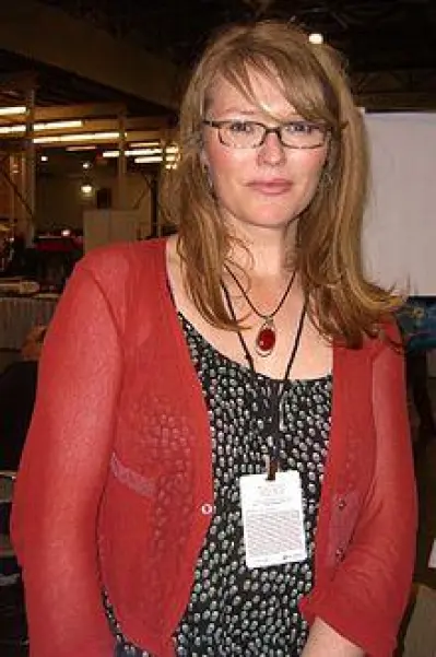 Nicola Scott