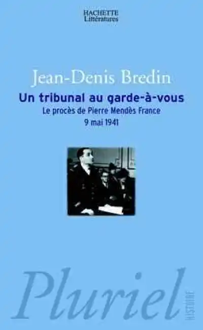 Un tribunal au garde-à-vous