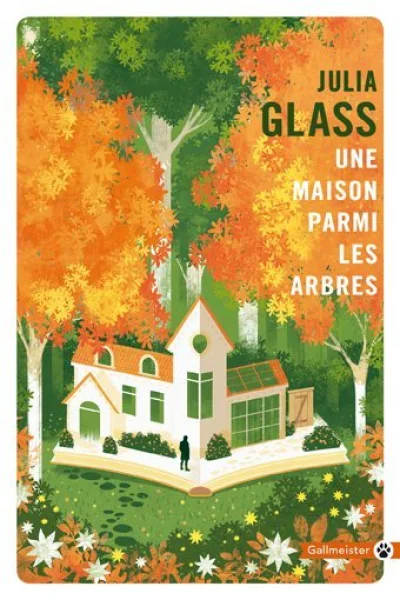 Une maison parmi les arbres