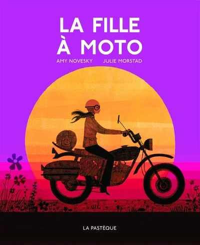 La fille à moto