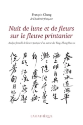 Nuit de lune et de fleurs sur le fleuve printanier