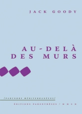 AU-DELA DES MURS