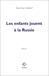 Les enfants jouent à la Russie